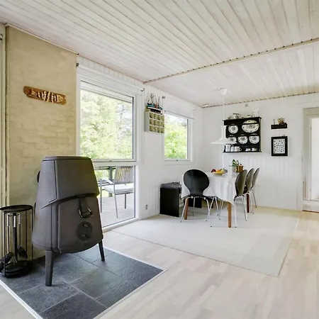 Tatil Evi Angantir - 700m To The Fjord By Interhome Logstor